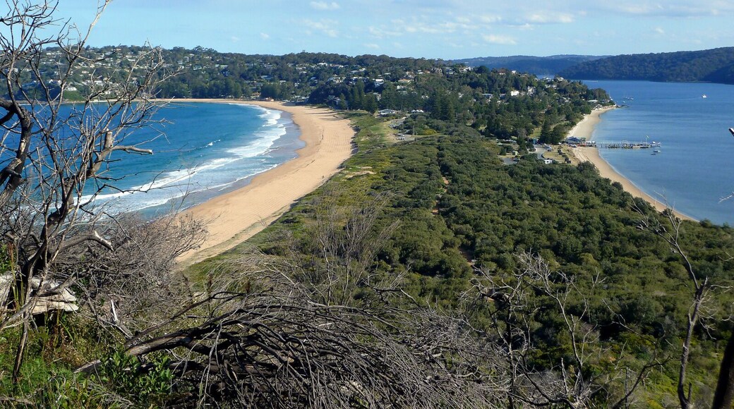 #LifeAtExpediaGroup ... Otherwise known as Summer bay the setting for 'Home and Away'. Seen from Baronjoey lighthouse. If you are visiting here, be sure to check if its a filming day. If it is you never know you may get a walk on part.