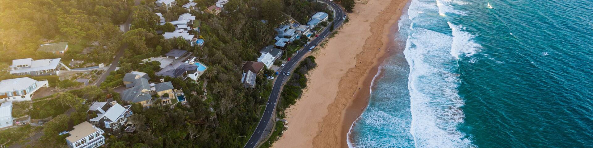 Coastal homes at Palm Beach shoreline, Sydney, Australia