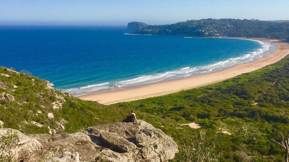 My first day trip of 2018 was back to Palm Beach. I love this place, there are so many spots to explore. This time I was a little more adventurous & went out on some of the smaller paths - this cliff is one of them. I could stare at that view all day.