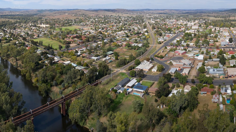 The Bell river and the town of Wellington, New South Wales, Australia.