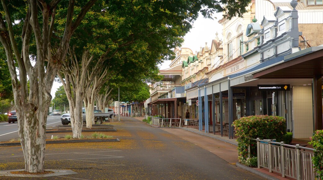Childers which includes city views, street scenes and heritage architecture