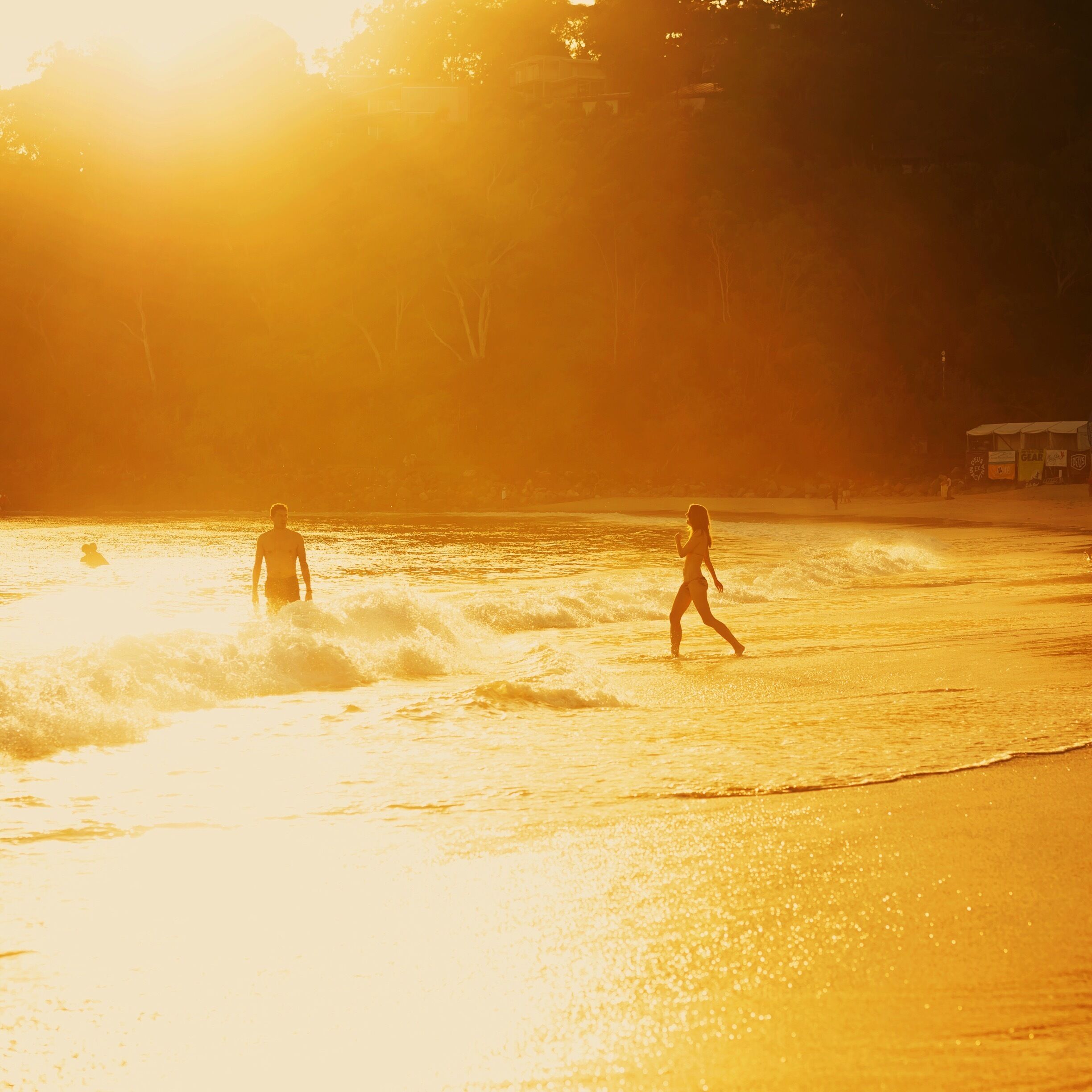Noosa Main Beach is worth a look this week, the worlds largest surfing festival is on! The Noosa Surfing Festival! Plus the place is just damn pretty! ;)