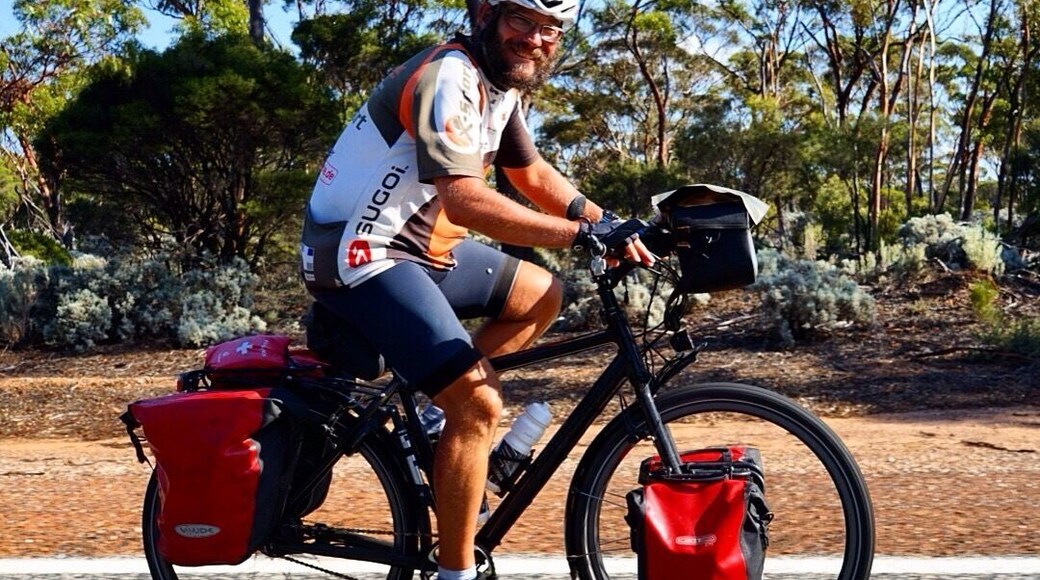 My absolute favorite thing about traveling is the fantastic people you meet along the way :)
Meet Frank! Frank Rickus to be more precise (look him up on Facebook to follow his crazy adventures). We randomly met him (expect the unexpected at all times, people) while driving through the Nullarbor. His goal? Cycle through the whole of Australia & meet people along the way. This crazy German was on his final stretch before heading back home (after having cycled 18 000km)!
Back at home he is the mayor of a small town in Germany. And he is one of the coolest people we've ever met! So much happiness...that's what following your heart does to you. No matter how crazy it is...a man's gotta do what a man's gotta do. :)
He has also cycled from China to Germany & from Columbia to Chile. You know...everyday stuff. LOL.
Frank has reached the Great Ocean Road as we speak. Buddy, you are amazing! All the best and keep pedaling!
#alifefullofserendipity #serendipitytess #travel #troveon #australia #nullarbor #cycle #bicycle #frankrickus #gofrank #happiness #happy #nomad #globetrotter #wanderlust #crazy #german #photo #photooftheday #passion #inspiration