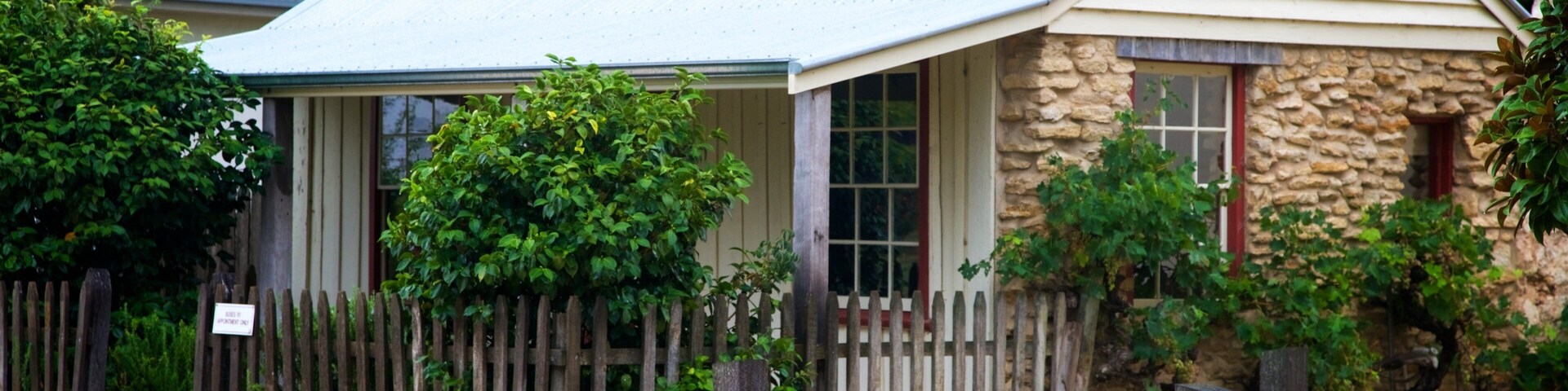 Penola caracterizando uma casa e sinalização