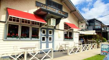 Mornington mettant en vedette signalisation