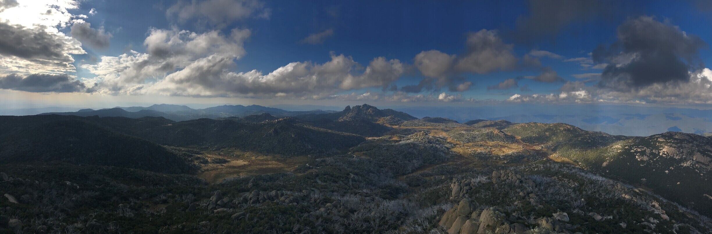 Mount Buffalo National Park is a beautiful place to hike and explore. This was taken from the highest peak in the park. It's not far from the quaint town of Bright, so it's the perfect place to visit in the autumn and enjoy the changing leaves. #SMDdoesOZ #MountBuffalo #Australia