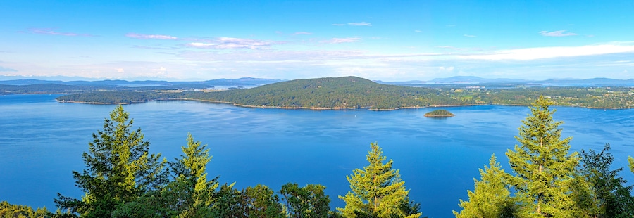 Panoramic view of the Saanich inlet and gulf islands in Vancouver Island