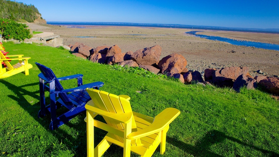 Alma which includes general coastal views