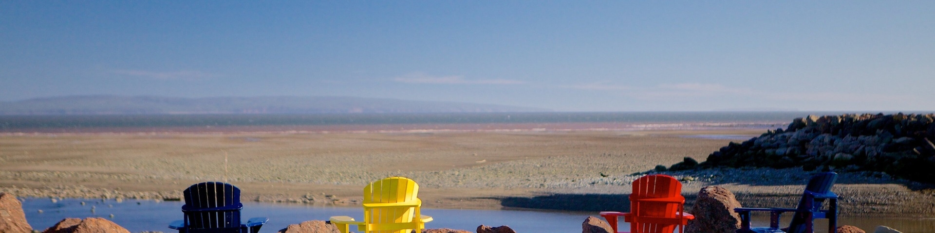 Alma which includes general coastal views and landscape views