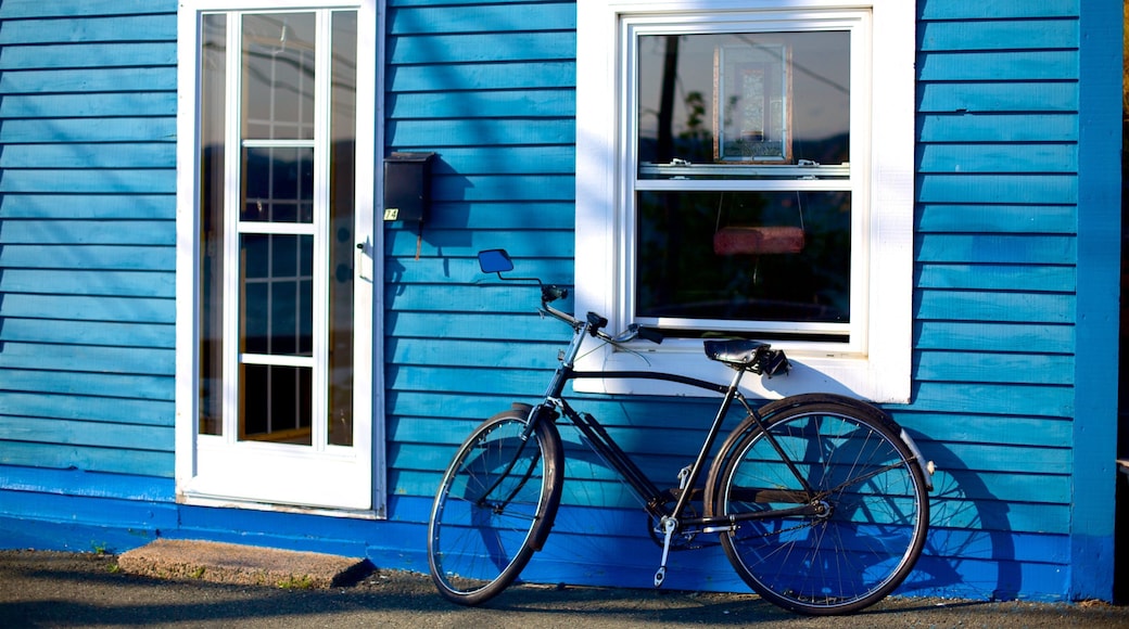 Kanada featuring talo