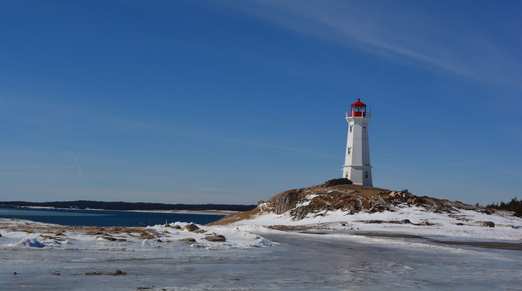 Louisbourg lighthouse