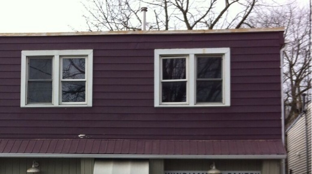 Buy delicious prepared meals created in kitchen of The Windjammer Inn. Also great breads and preserves, etc.