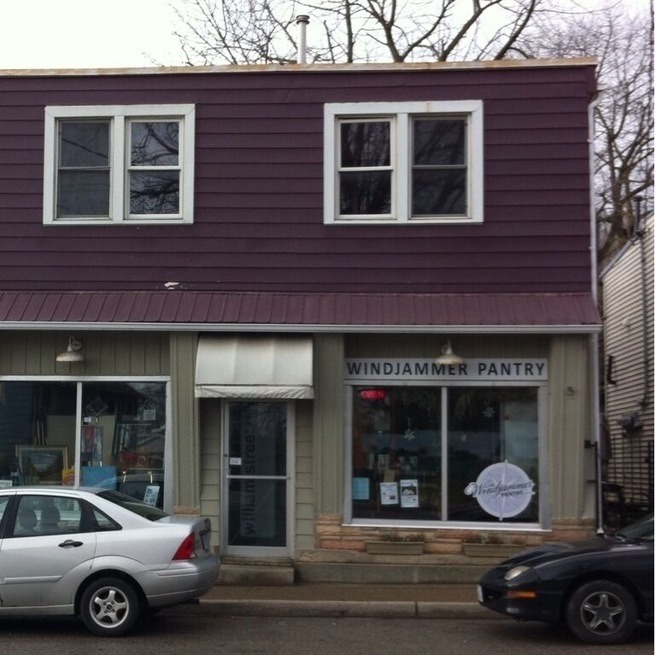 Buy delicious prepared meals created in kitchen of The Windjammer Inn. Also great breads and preserves, etc.