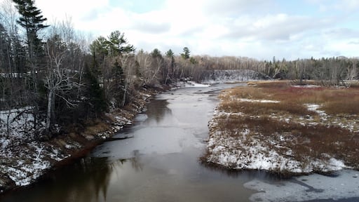 vue aérienne de la rivière Montmorency à Québec