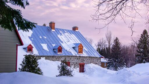 Moulin seigneurial de Pointe-Du-Lac Quebec Canada