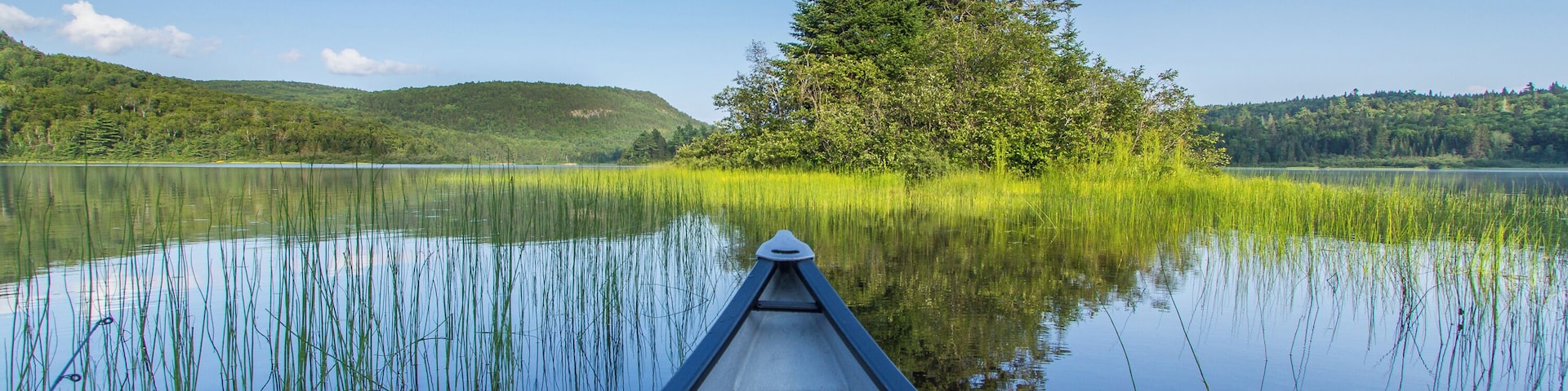 Did you know Canada counts more lakes than the rest of the world combined? Wapizagonke Lake in La Mauricie National Park is definitely worth a canoe-camping weekend! Make sure to visit The Waber Falls, only accessible by canoe and after an easy 1-hour long hike. Don't forget your camera, there are a few amazing viewpoints out there! #LifeAtExpedia