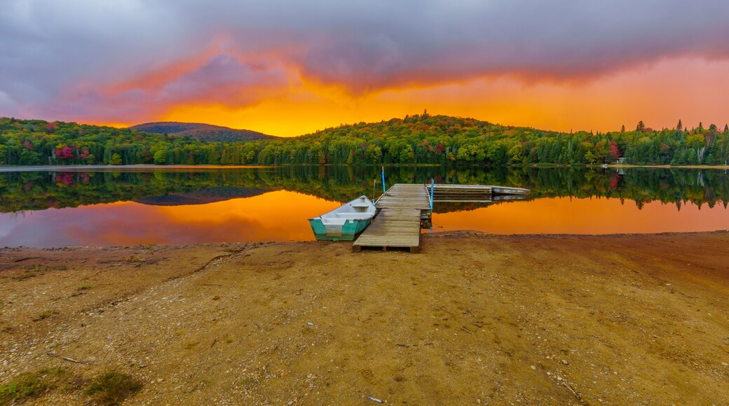 Sunset in Petit Lac Monroe