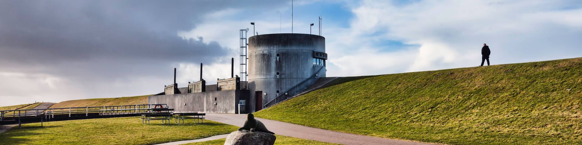 Hojer vidaa lock gate in Denmark