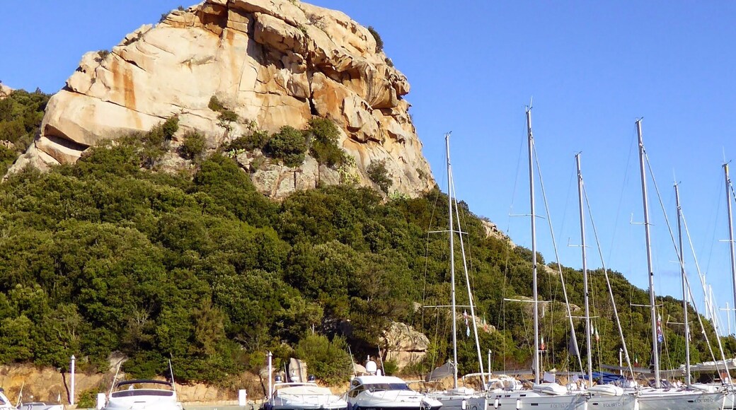 Porto di Poltu Quatu, Sardinien, Italy