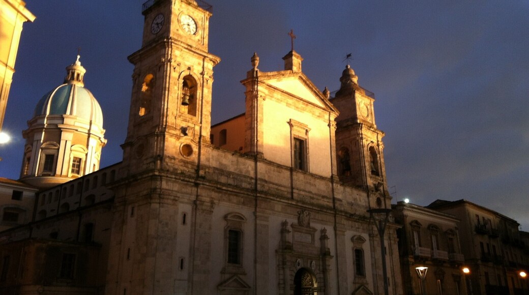 Cattedrale a tramonto