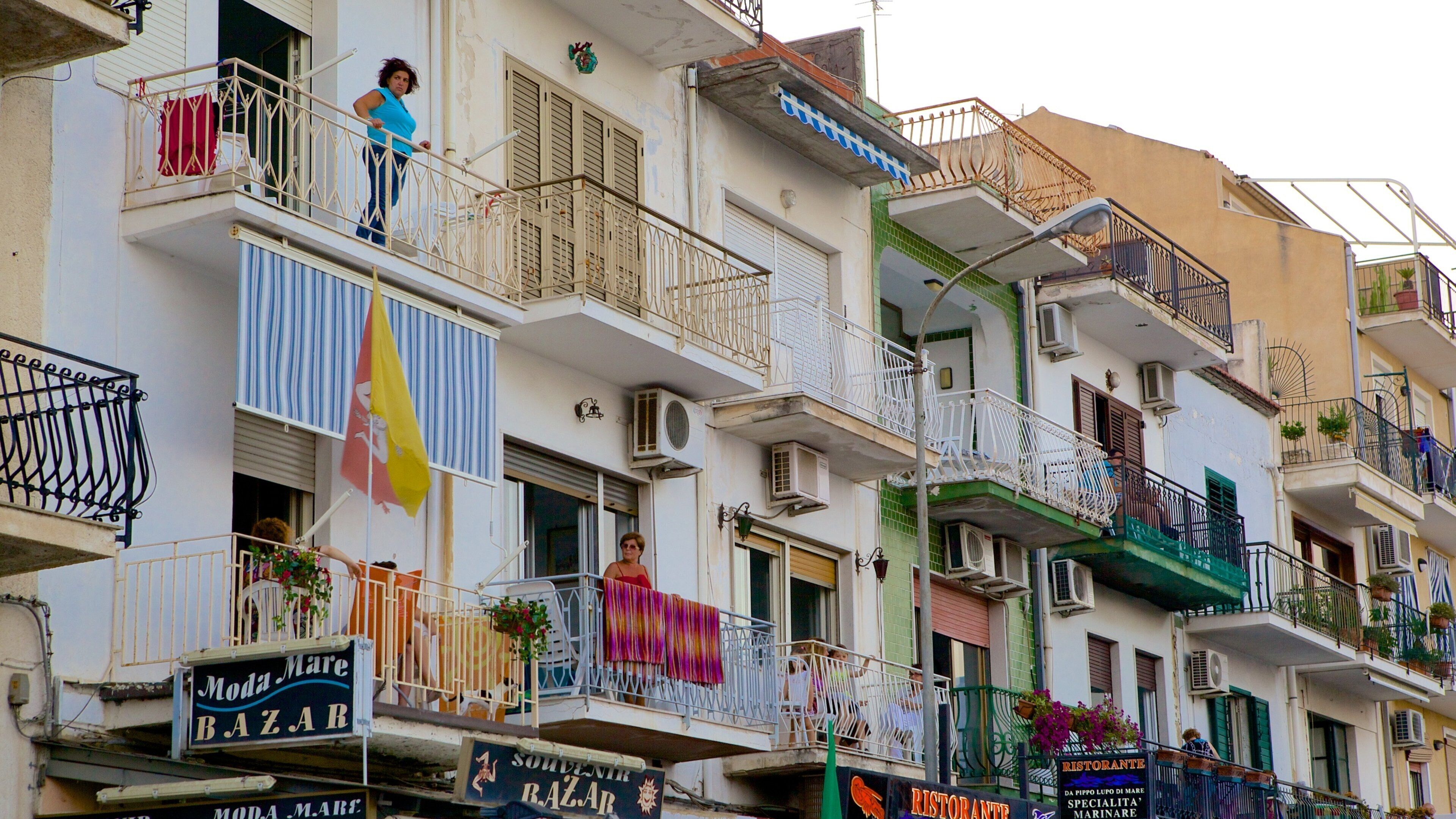 Giardini Naxos que incluye una casa
