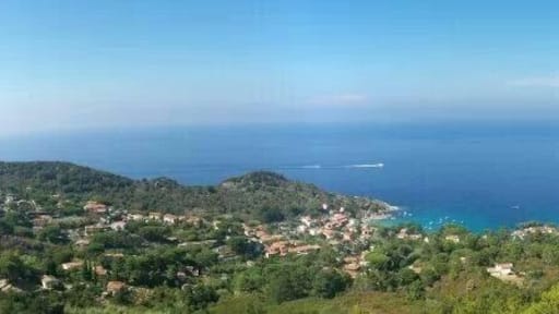Brilliantly blue Mediterranean, clear skies, and small settlements along the route made for a fabulous weekend on Elba Island.