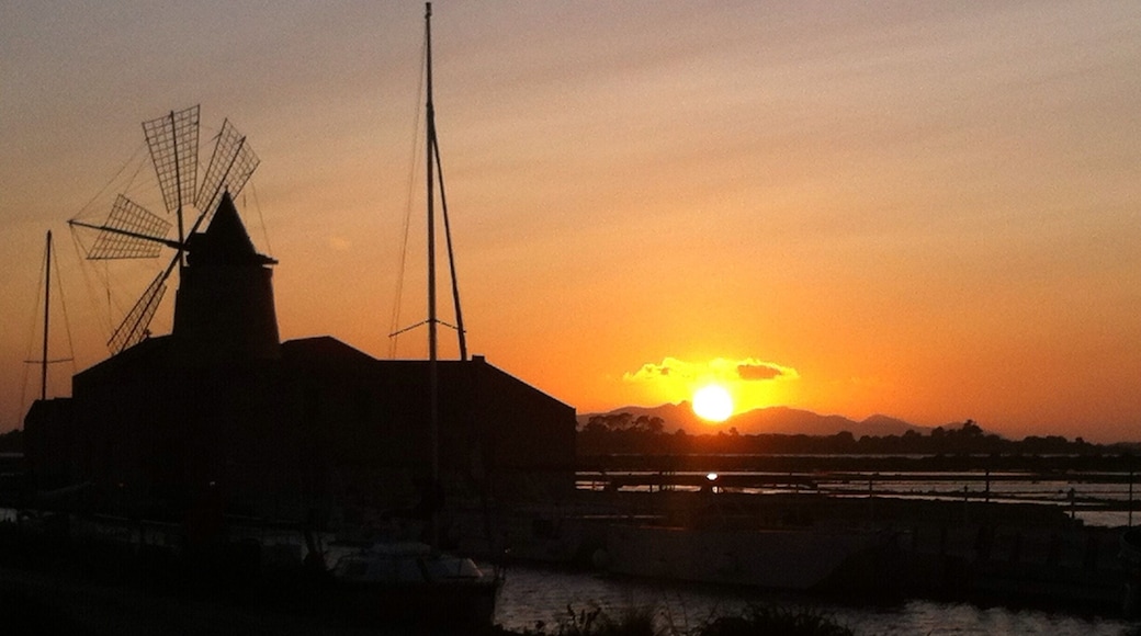 Moulin dans les Marais salants