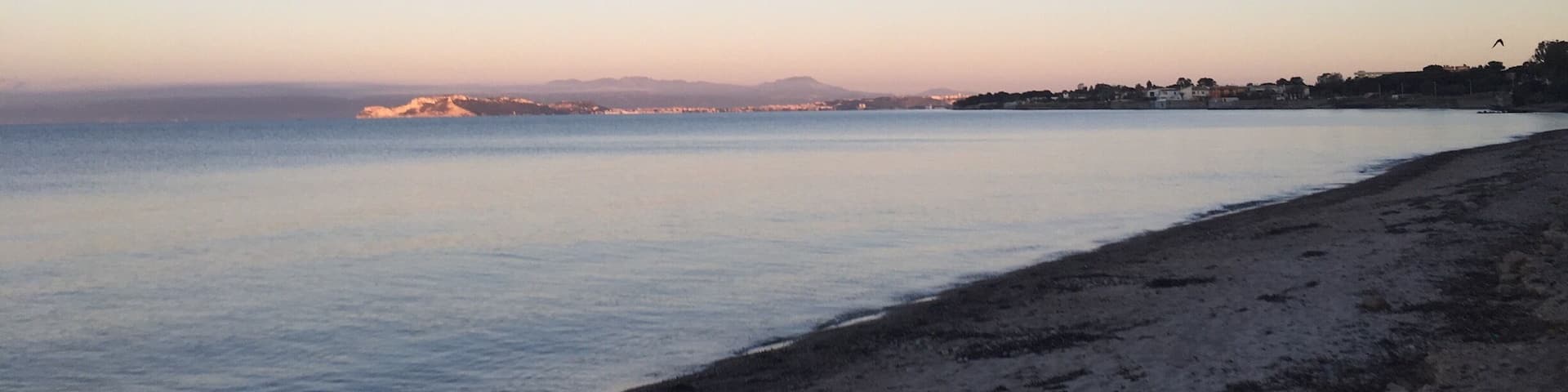 Good morning from Quartu Sant'Elena. Great lights and amazing sea