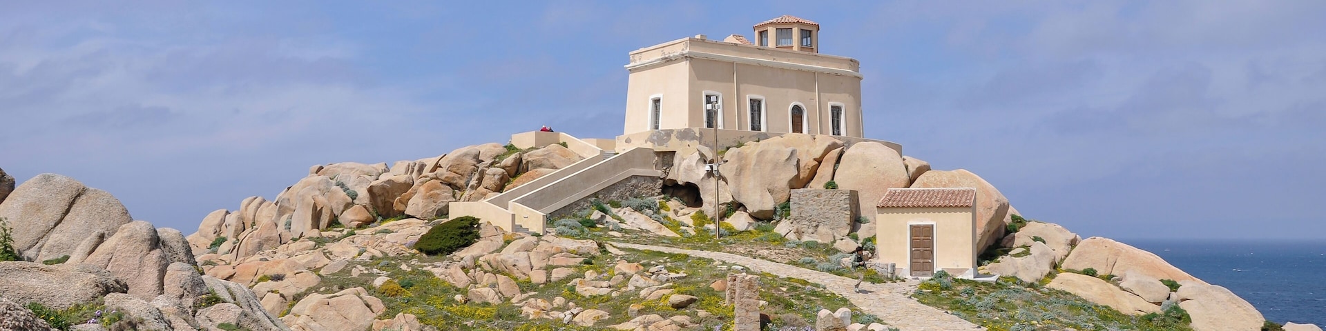 At the northwest end of the peninsula of Capo Testa there is a lighthouse.
