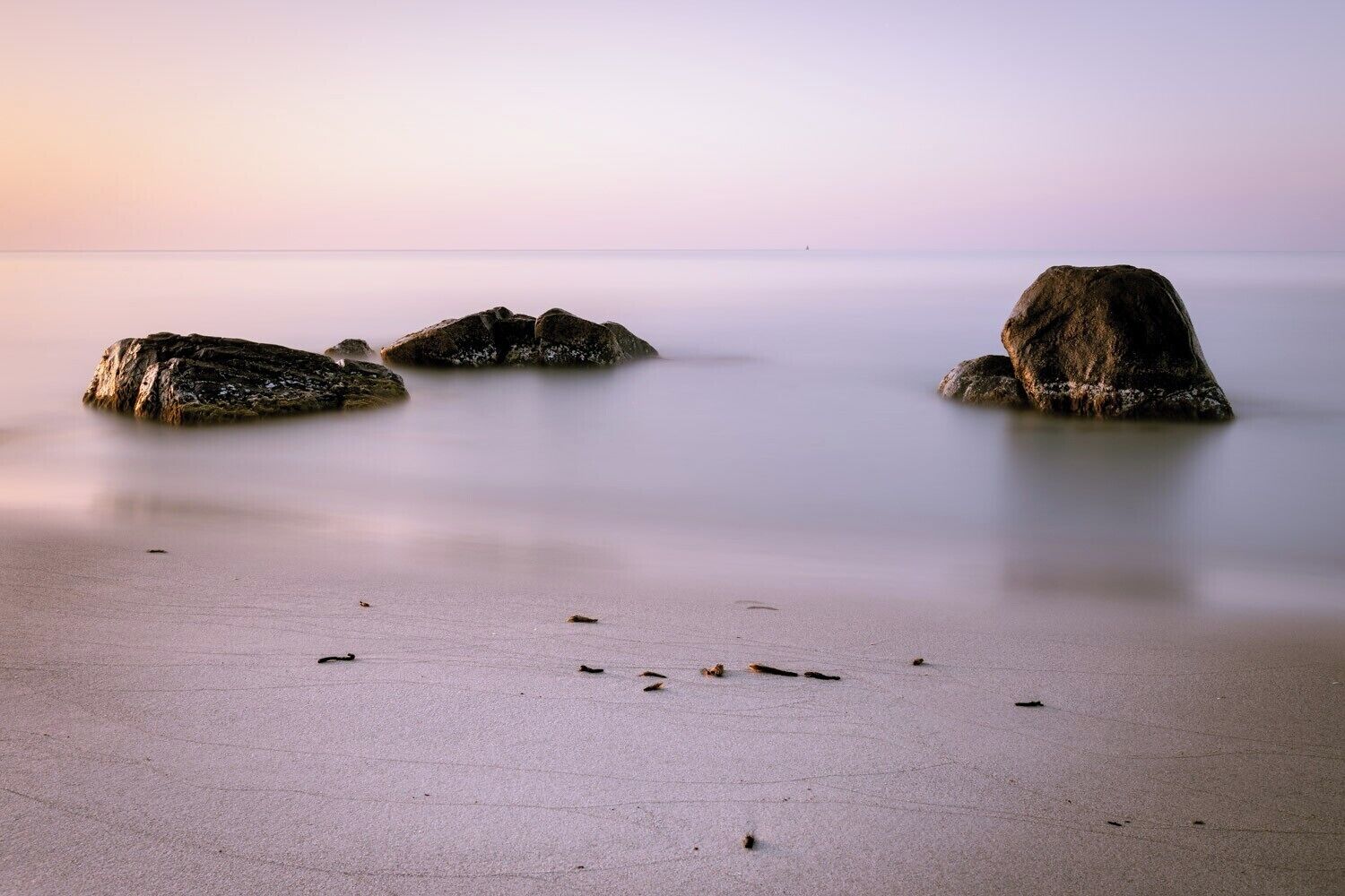 Early morning this april. My first long exposure photo. Villasimius, Sardinia, Italy
#BeachTips