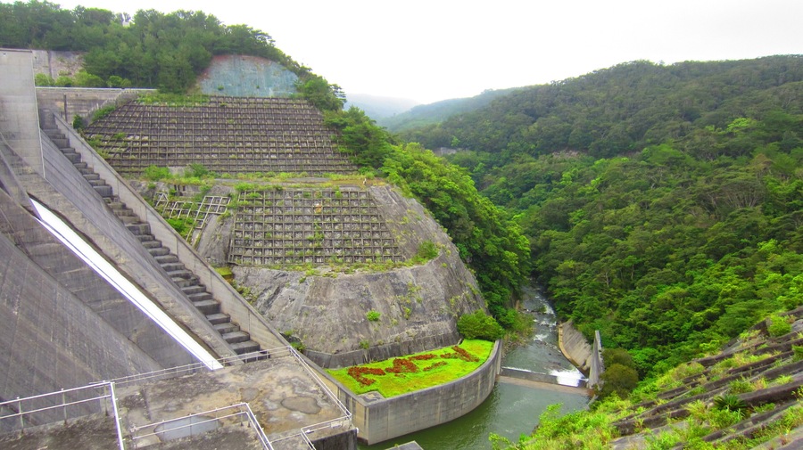 安波ダム