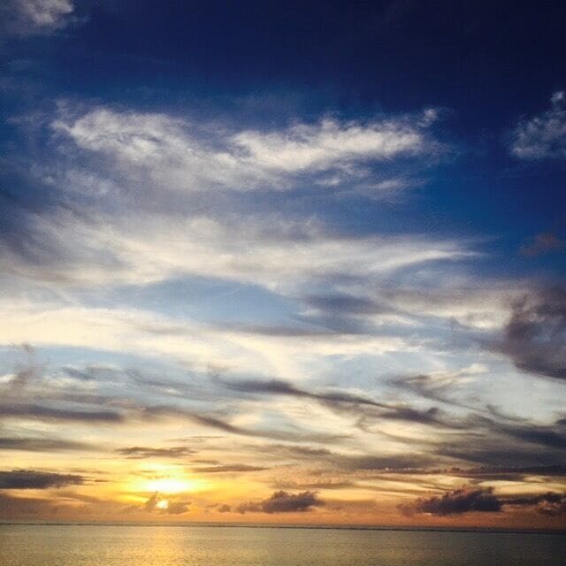 #Goldenhour different layers of blue and orange on tonight's sunset in a secluded  spot by hotel moon beach