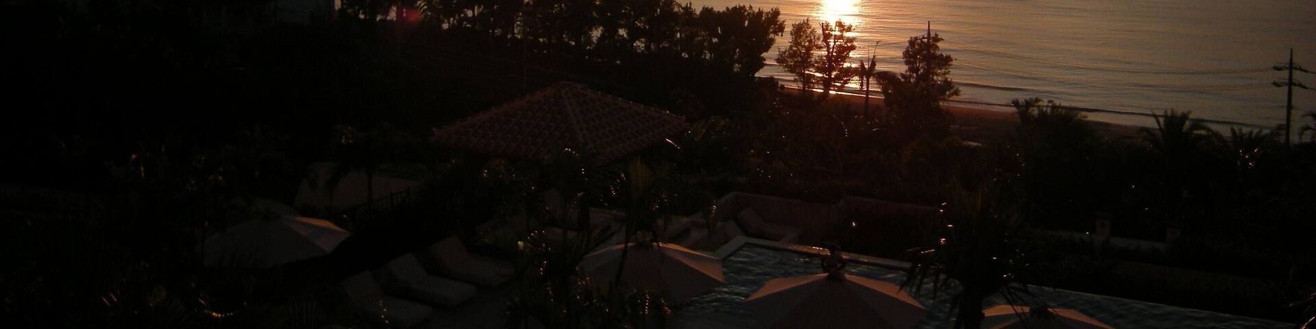 カフーリゾート前の夕焼け