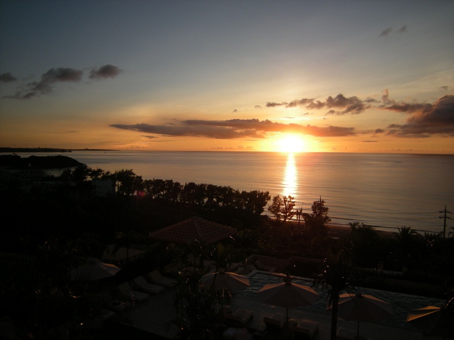 カフーリゾート前の夕焼け