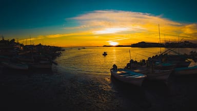 sunset in the gulf of california in the port LA REFORMA ANGOSTURA SINALOENSE TIERRA DEL EVERA