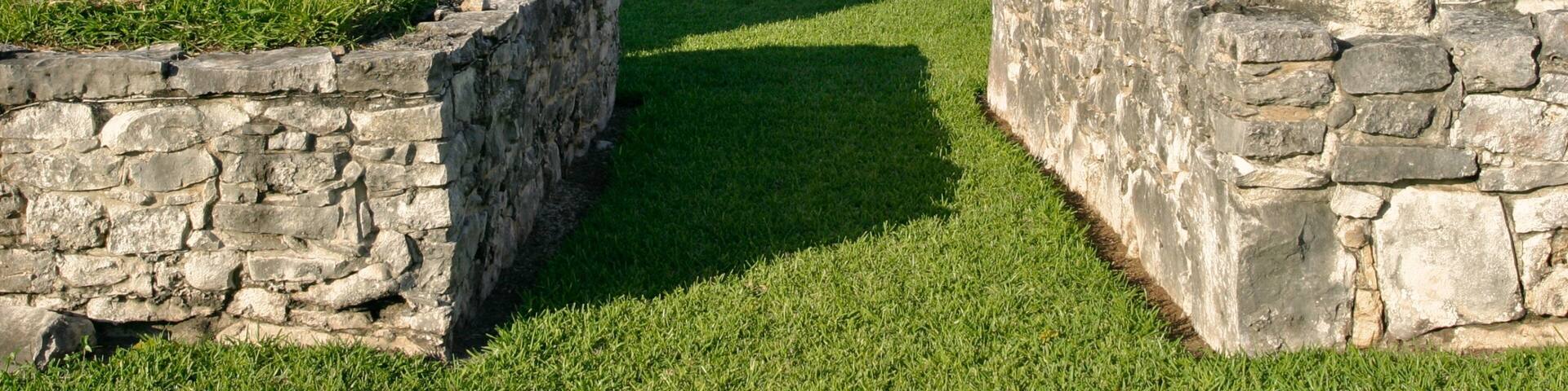 Tulum showing heritage elements and a ruin