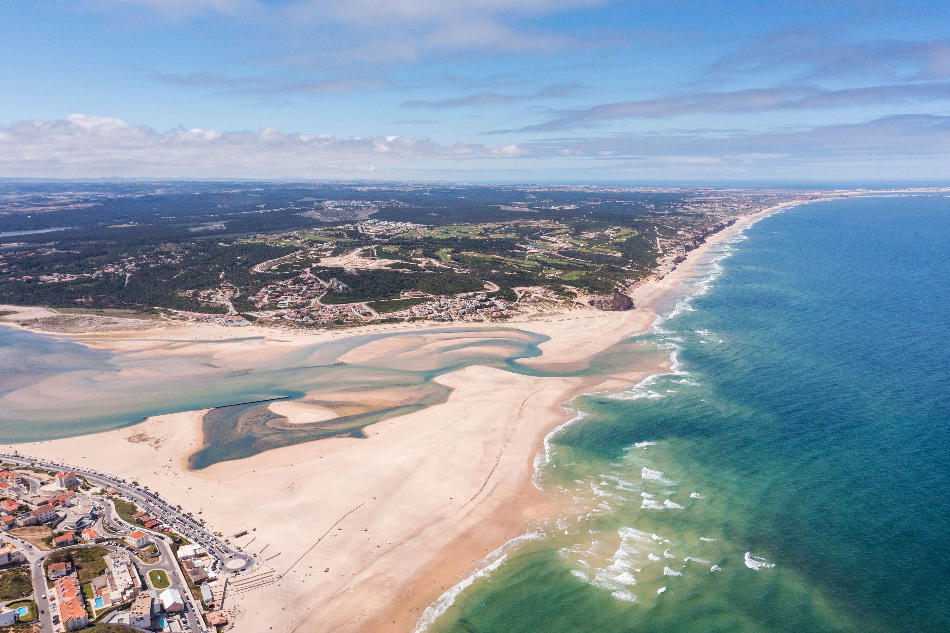 Aerial view of Foz do Arelho Beach - Sea and Lagoon
