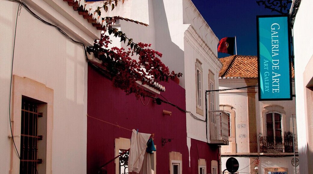Loule has many lovely backstreets and alleyways, pebble-paved and filled with exotically coloured buildings.