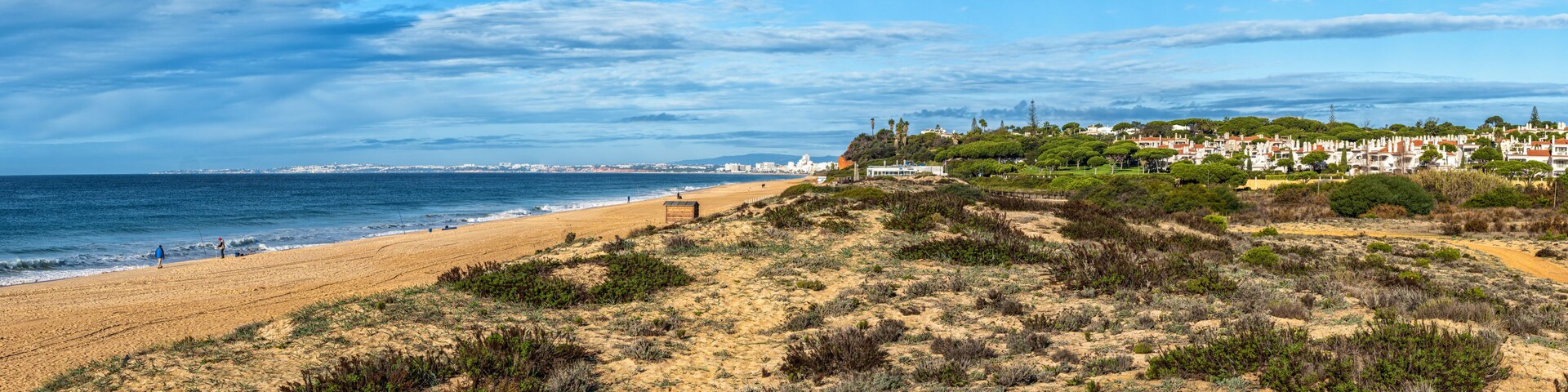 Praia do Garrão (beach) at Almancil, Portugal