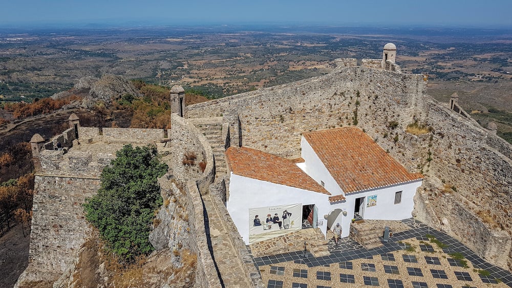Visiting the beautiful village of Marvão
#alentejo #mountain #marvão #portalegre #europe #architecture #travelgram #castle #visitportugal #igersportugal #portugalalive #portugalcomefeitos #portugal #building #topportugalphoto #discoverportugal #ig_portugal #portugal_em_fotos #super_portugal #portugalvisuals #portugalemclicks #findout_portugal #amar_portugal #portugallovers #RevealPortugal #weshareportugal #portugaladdict #portugal_gems #travel #travelphotography