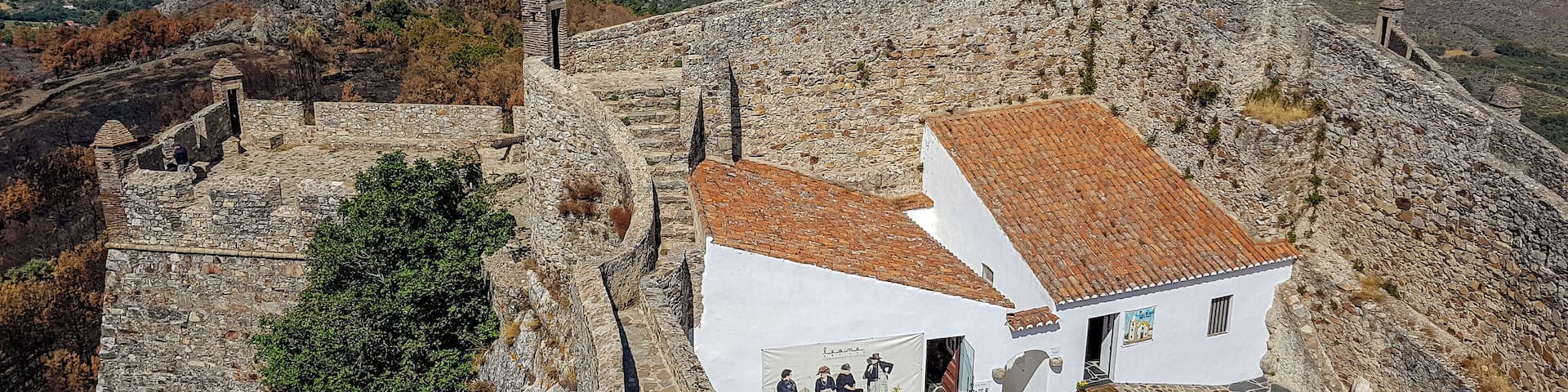 Visiting the beautiful village of Marvão
#alentejo #mountain #marvão #portalegre #europe #architecture #travelgram #castle #visitportugal #igersportugal #portugalalive #portugalcomefeitos #portugal #building #topportugalphoto #discoverportugal #ig_portugal #portugal_em_fotos #super_portugal #portugalvisuals #portugalemclicks #findout_portugal #amar_portugal #portugallovers #RevealPortugal #weshareportugal #portugaladdict #portugal_gems #travel #travelphotography