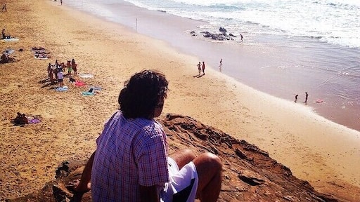 When you come across a #beach landscape such as this one in Portugal, it's time to pause and soak it all in! <3 #waterlust