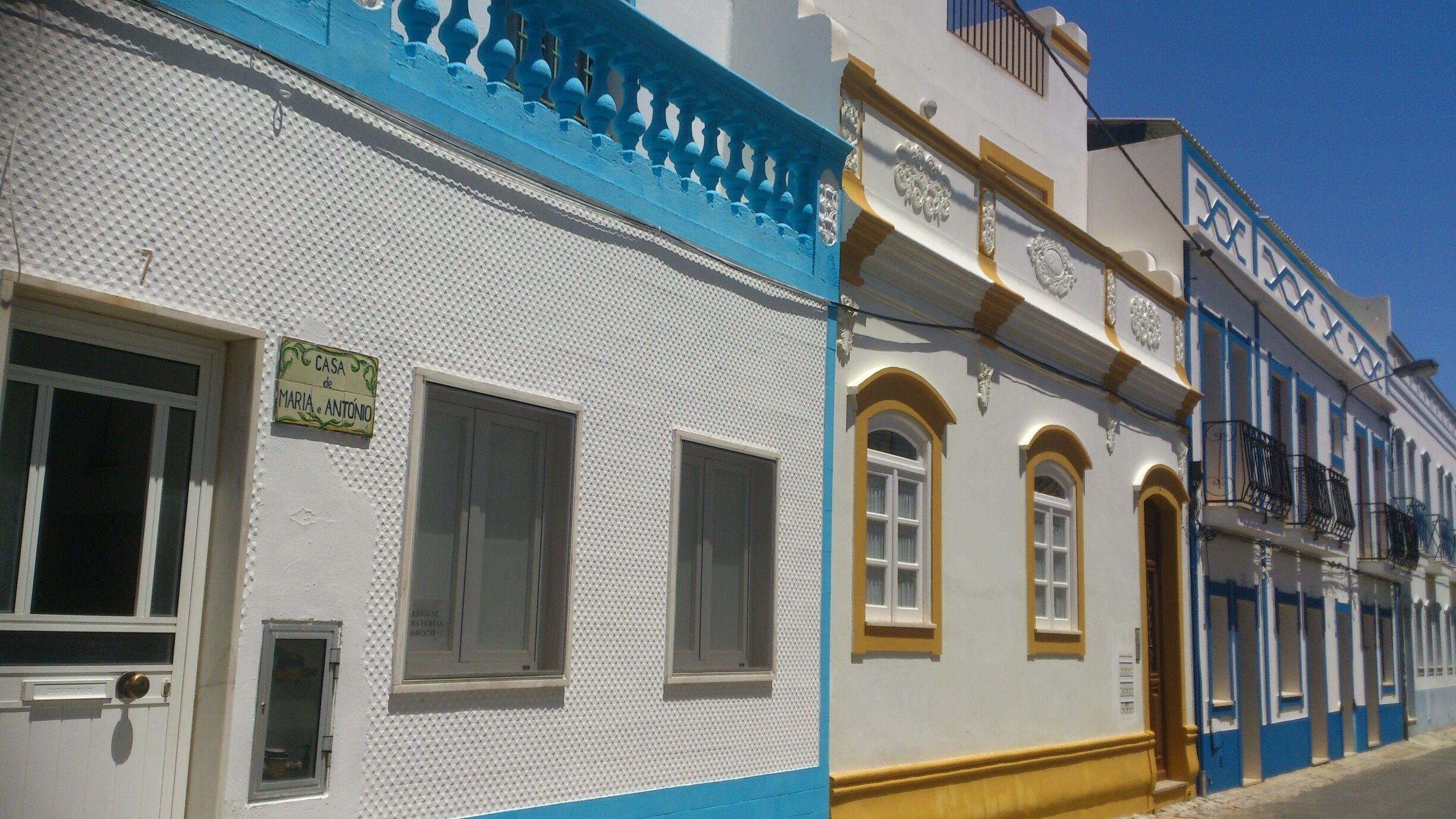 Pretty little Portuguese houses, its well worth a walk around the streets behind Avenida Formosa for the quaint village feel away from the cafe bars. 