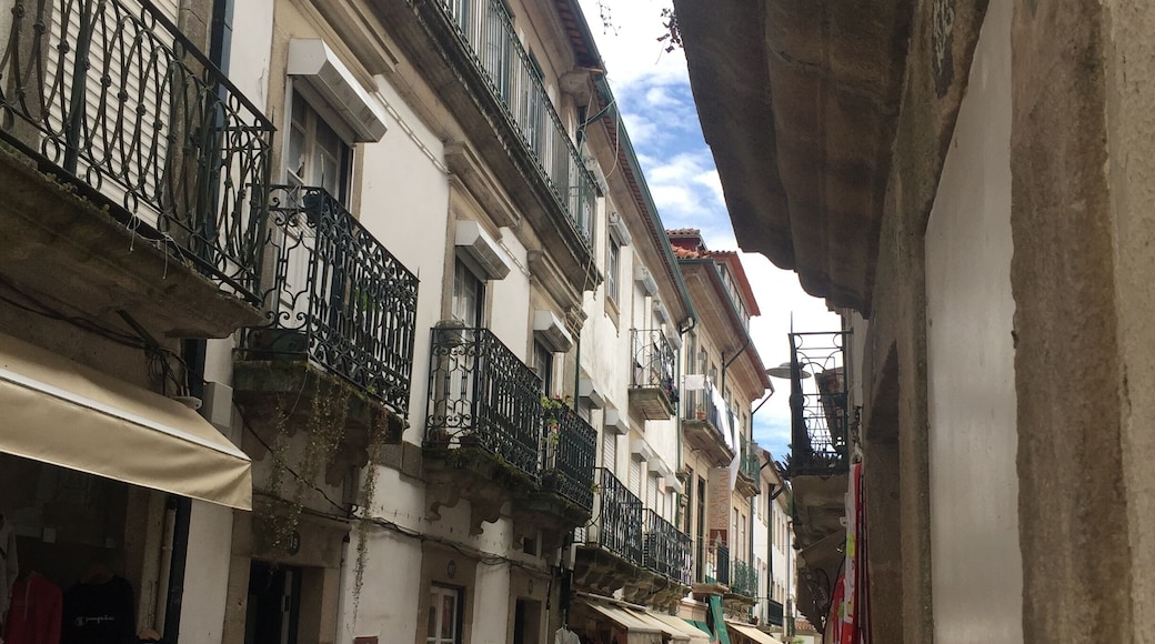 Fortaleza. Medieval shopping. Northern Portugal.