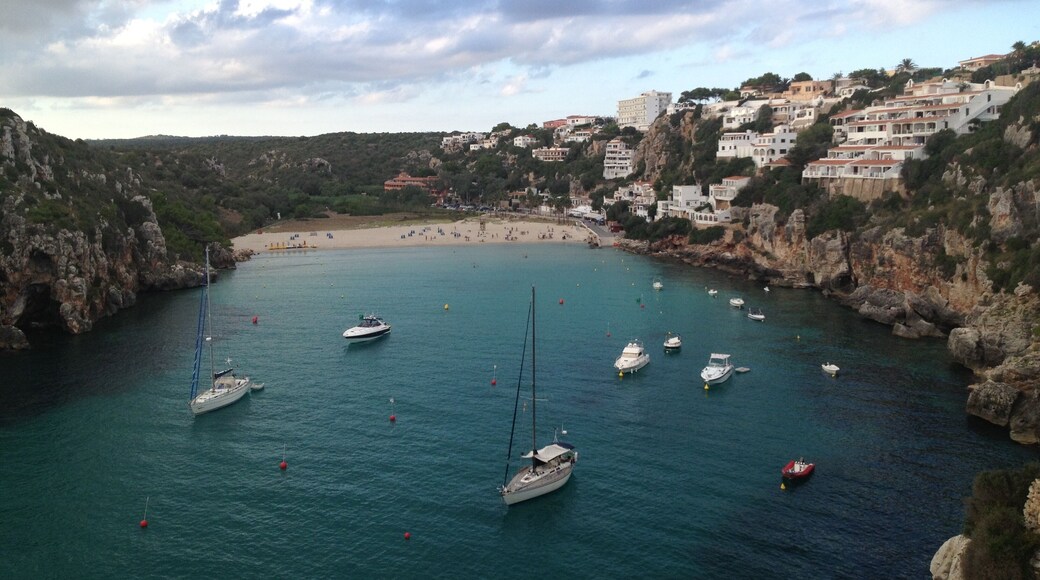 Carrer de sa Mina, 2, 07730 Cala en Porter, Illes Balears, Spain