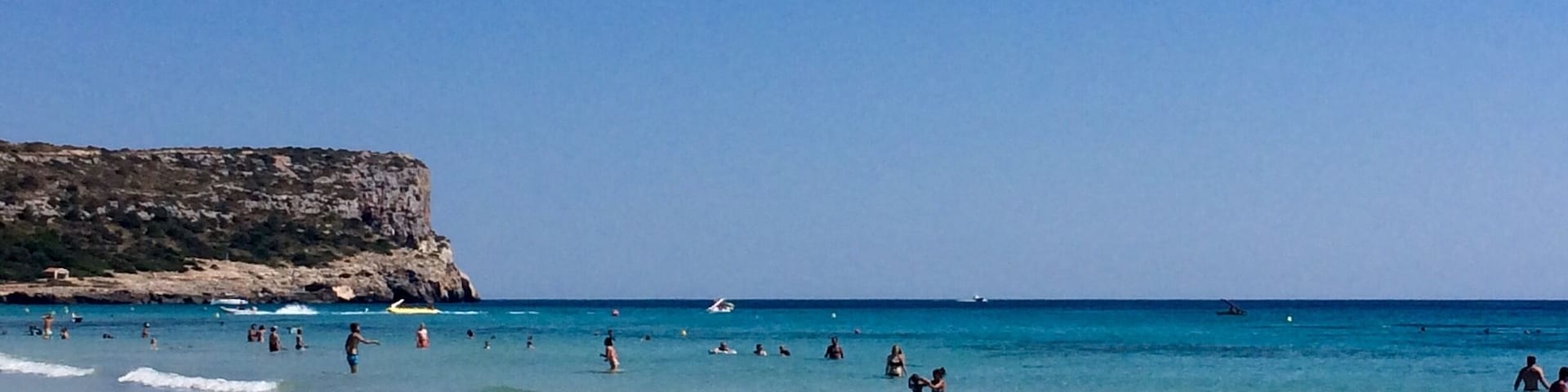 The Son Bou beach, Menorca. Probably one of the best beaches in the island, it has the clearest water.
#waterlust #beach #menorca #sonbou