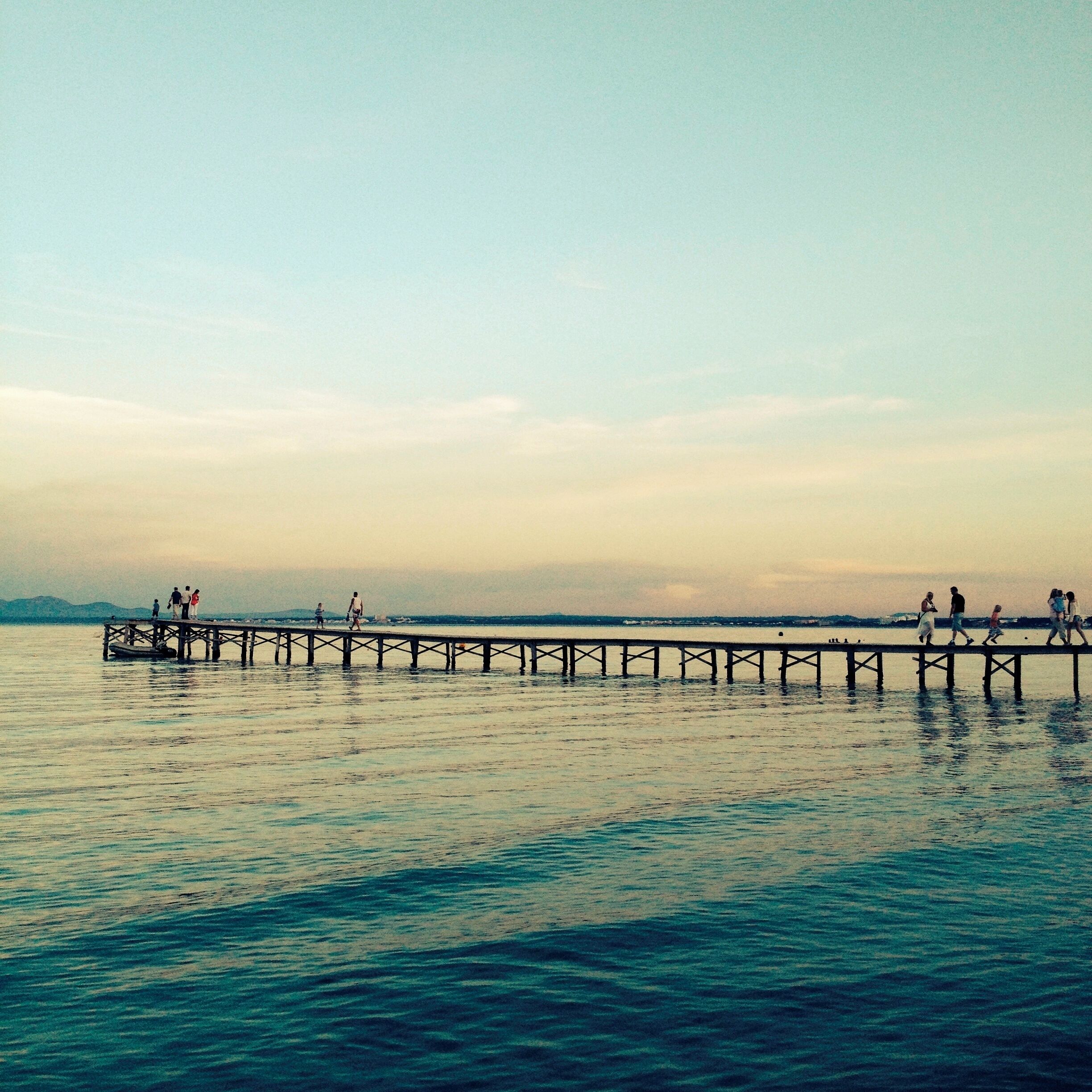 You just hear the waves and feel the breeze whilst you see how the sun sets... magical!
#Blue