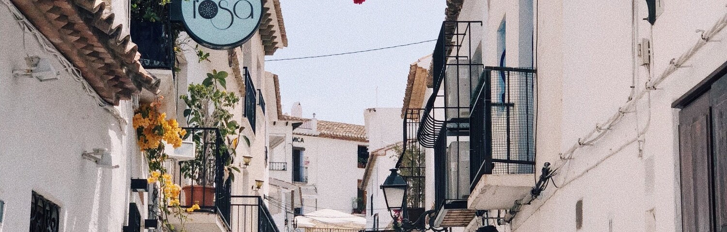 Altea is my favorite little town in Spain. The streets of the old town are absolutely stunning! #OnTheRoad