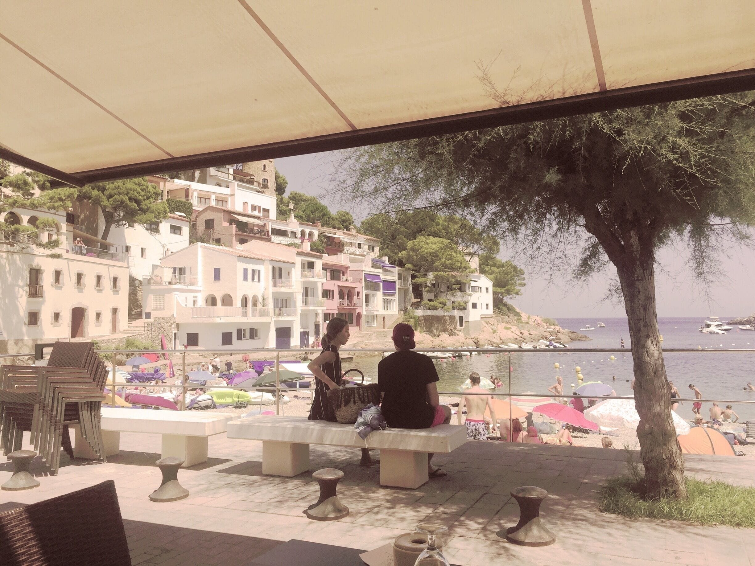 Deux amoureux seuls au monde