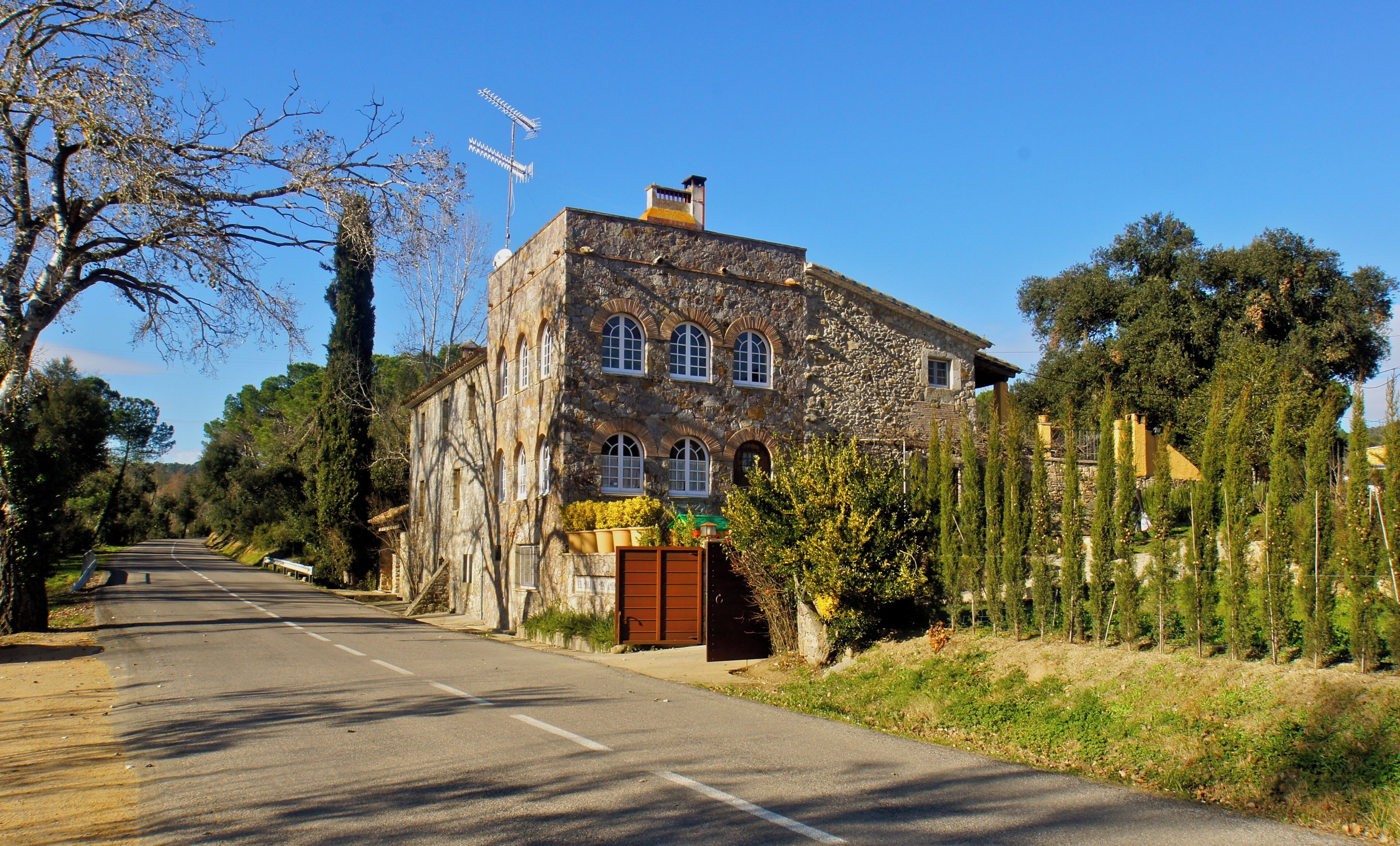 Calonge, Catalonia: Bridge of the GIV-6612 road over the Torrent del Comal dels Lladres next to the watermill Molí de Mesamunt